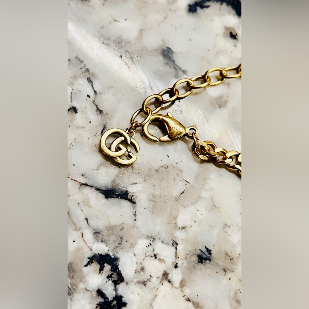 Stunning Authentic Gucci GG link bracelet gold tone. - Picture 3 of 6